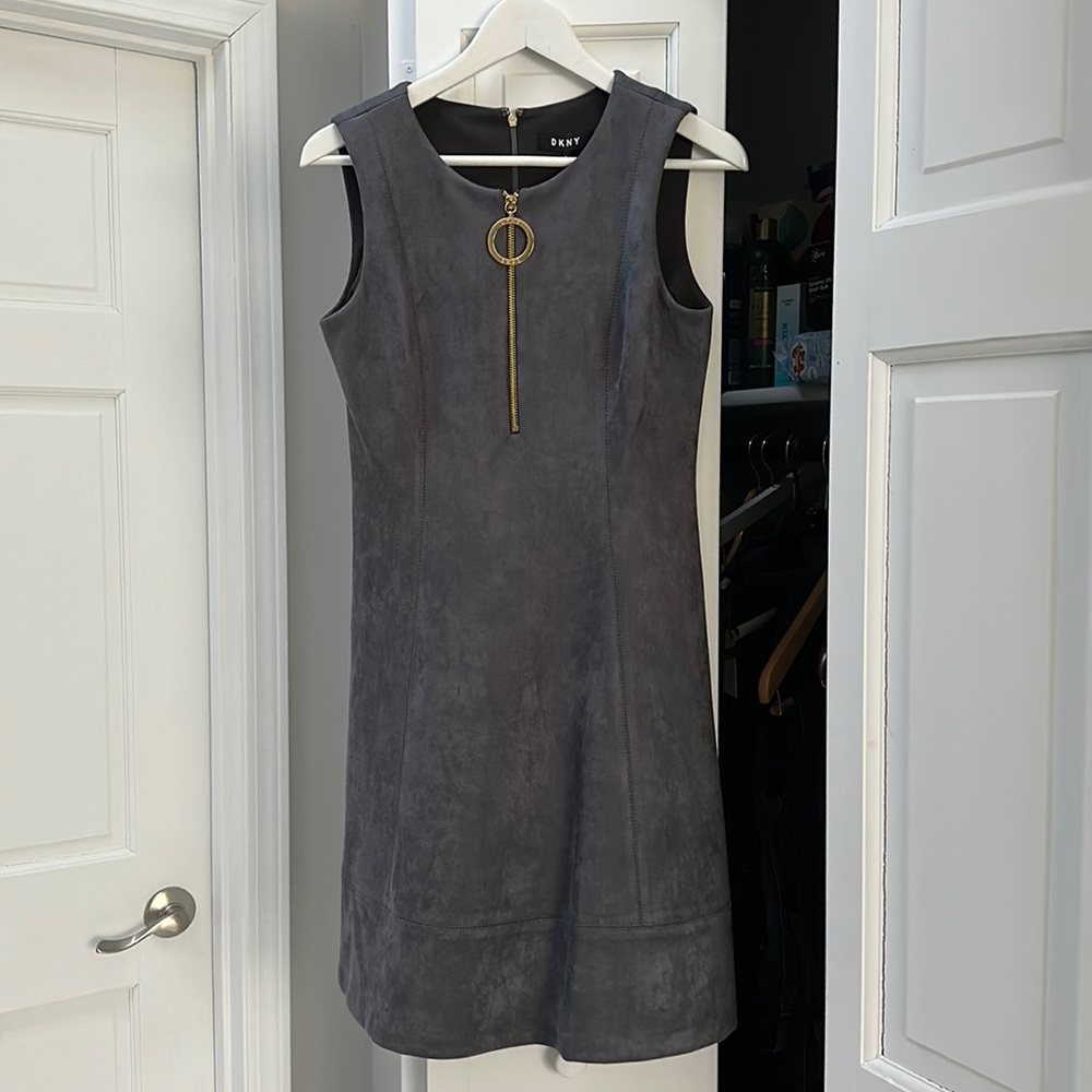 Perfect for numerous occasions. New!